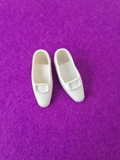 Vintage Sindy Doll White