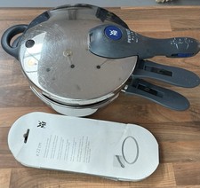 WMF Perfect Plus Pressure Cooker Set – 2 Pans with Shared Lid & Spare Gasket