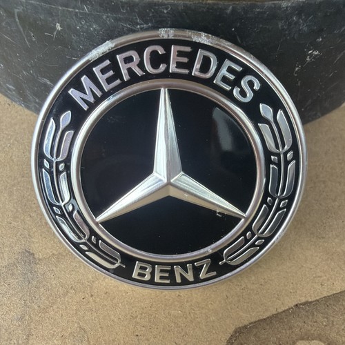 Mercedes benz bonnet badge - mercedes,