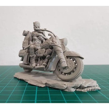 1/24 Resin Model Kit Beautiful Girl Motorcyclist Post-Apocalypse Unpainted