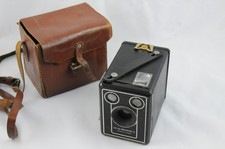 Kodak Brownie Six-20 Model D Box Camera Vintage ,with case