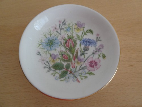 Aynsley wild tudor trinket - wild,