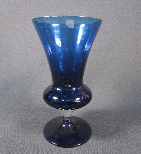Lovely vintage crystal glass - lovely,