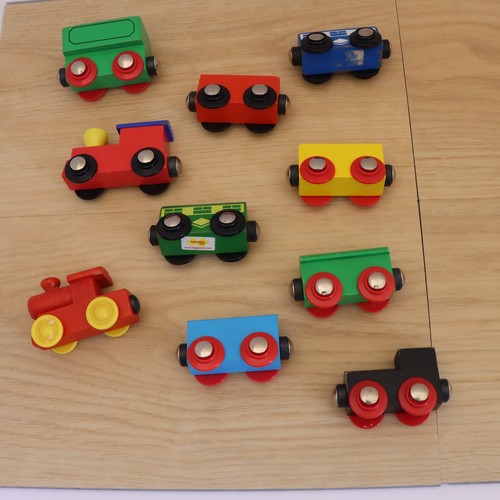 Wooden train track - wooden, mixed