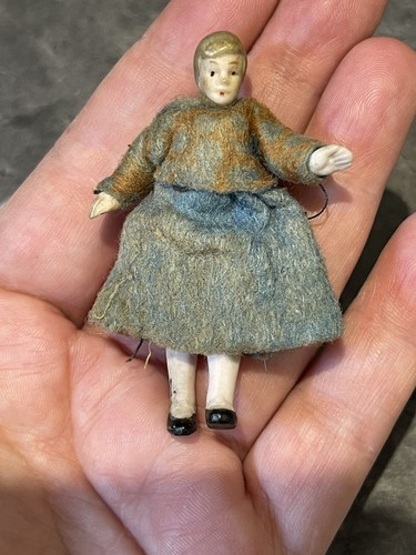 Antique carl horn miniature - carl,