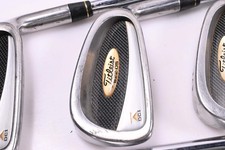 Titleist DCI 822 Irons /