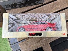 UT 1/18 BMW 318 is 1996 e36