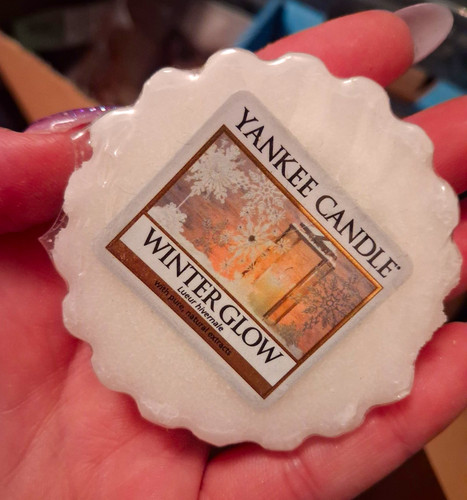 Yankee candle wax - wax, tart
