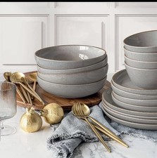 Stoneware Dinnerware Set 16