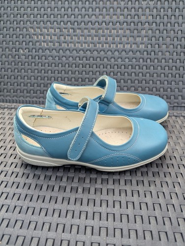 Cosyfeet blue leather mary - blue,
