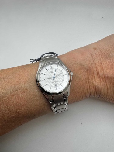 Pulsar seiko watch - pulsar, by