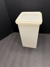 Tupperware White Square