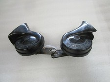 E. Yamaha XS 1100 Horn Horn