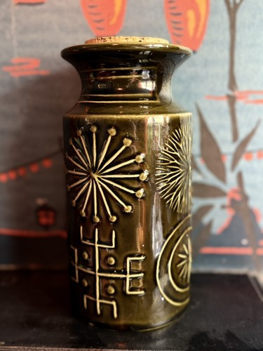Green portmeirion totem lidded - portmeirion,
