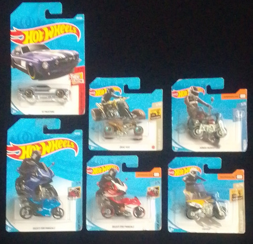 Hot wheels lot 1 - hot, of
