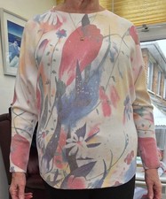 New Paramour Ladies Jumper S/M with batwing sleeves and soft colours and texture