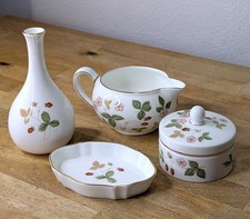 Wedgwood WILD STRAWBERRY 4 Pc