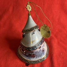 Thomas Kinkade Christmas Memories Bradford Editions 2005 Christmas Ornament 