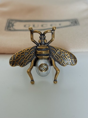 Gucci vintage signature bee - gucci,