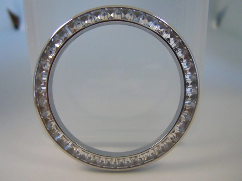 Stainless steel bezel - bezel, cz