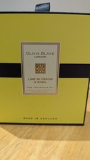 Olivia Blake London Lime