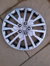 VAUXHALL VIVARO 2019-2022 17” WHEEL TRIM  x 1 geuine vauxhall part