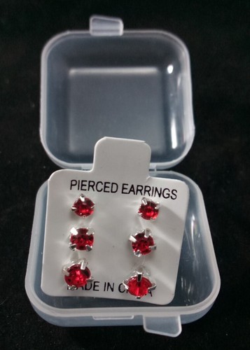 Metal diamante shaped stud - metal,