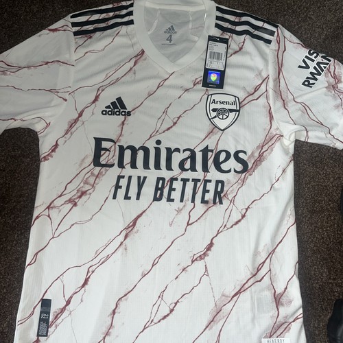 Player issue small authentic - player,