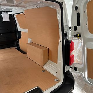 Vauxhall vivaro 2019 lwb - vauxhall, on