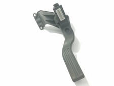 2S719F836DA pedal
