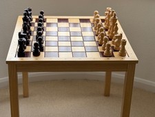 Giant chess set and table