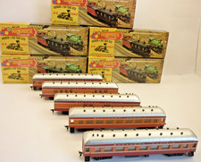 5 x ROUNDHOUSE HO gauge