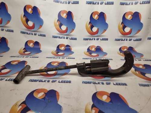 Reed pipe cutter 3 - cutter, 3"