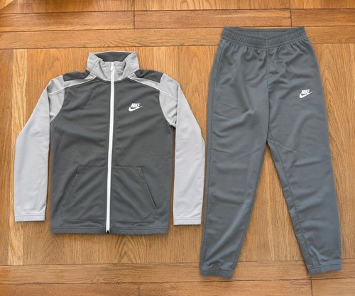 Nike boys grey tracksuit size - grey,