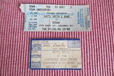 2 x PATTI SMITH  CONCERT