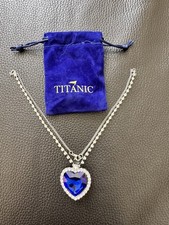 TITANIC HEART OF THE OCEAN PENDANT NECKLACE & VELVET POUCH - A BEAUTIFUL PIECE