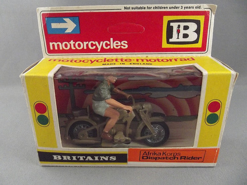 Britains motorcycle 9694 - britains,