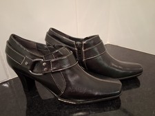 Ladies' Aerosoles Black  Zip Fastening Mid Heel Shoes