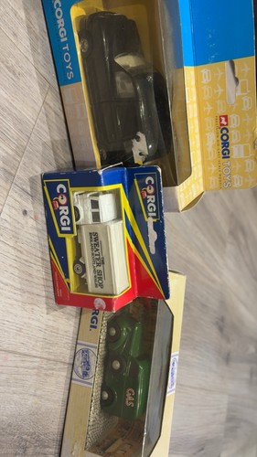Corgi models black - models, taxi,