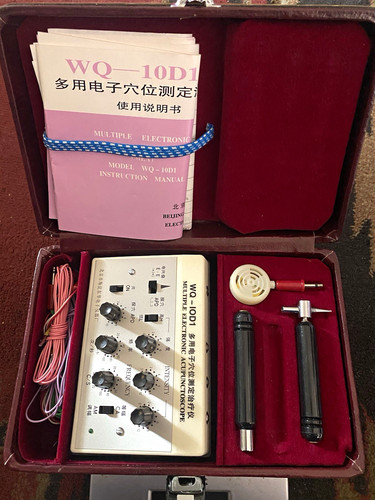 Electronic acupunctoscope - electronic,