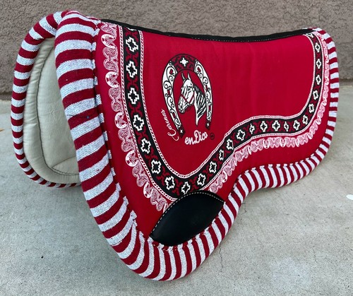 Red saddle pad - saddle, pad.