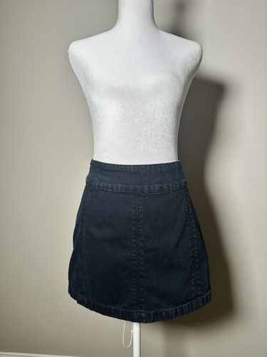 Dark blue free - people, jean