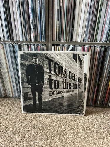 Tom delonge the stars - delonge,