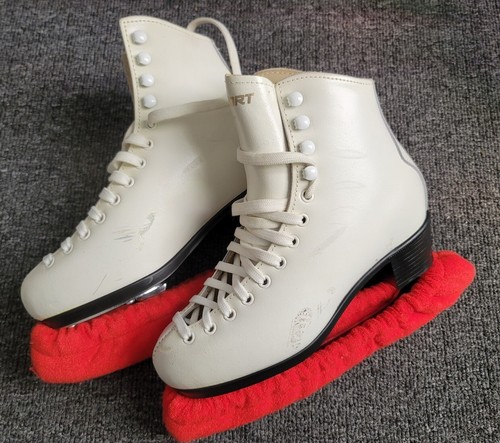 Risport star figure - skates, ice