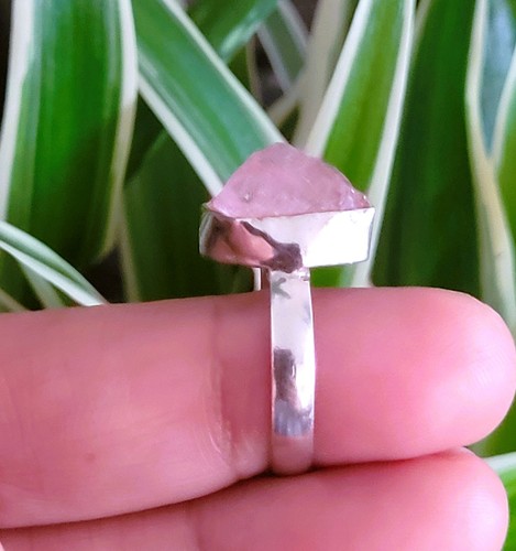 Stunning raw pink - pink, morganite