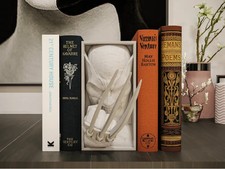 Wolverine Book Nook – Clawed