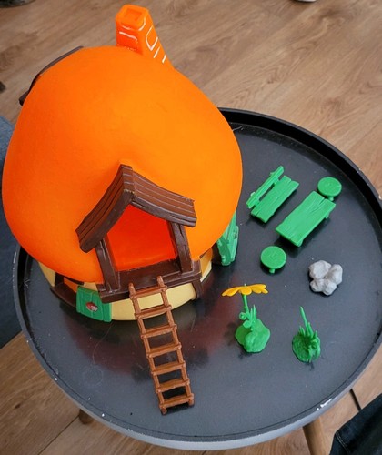 Very rare smurf house - house, with