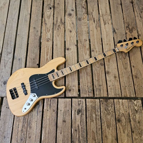 Bass guitar squier jazz - squier,
