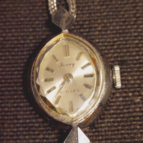Citizen ivory manual wind - ivory,