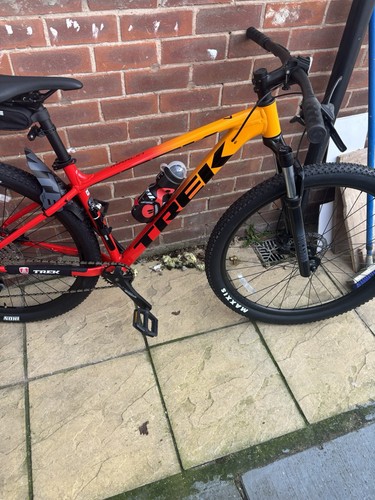 Trek marlin 29in mountain - marlin,